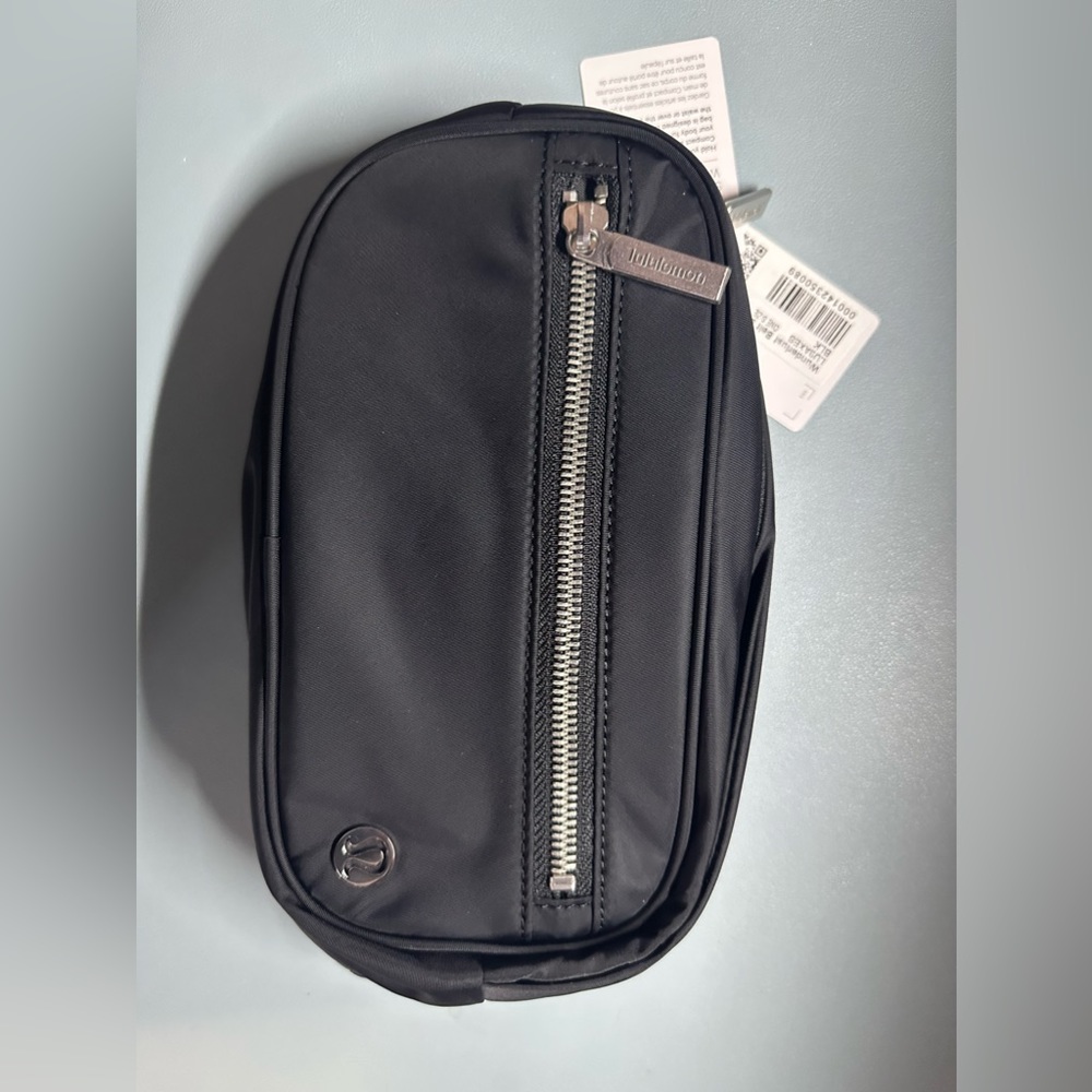 NWT Wunderlust Lululemon Belt Bag - Black